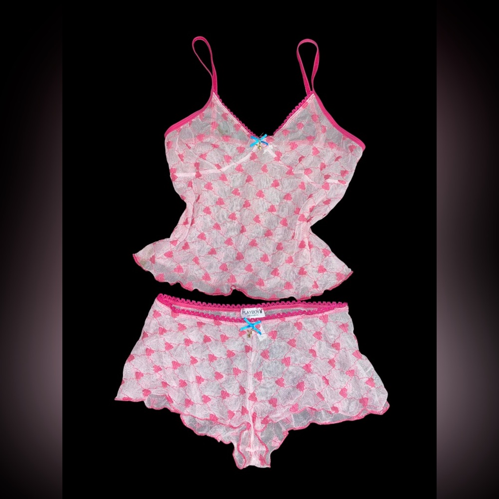 RARE Early 2000s Y2K PLAYBOY SleepSet -  💗Print
Iconic Bombshell vibes